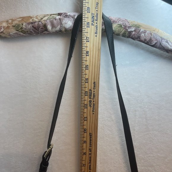 Classic Anne Klein Handbag Quilted‎ Black With Gold Hardware - Picture 11 of 12